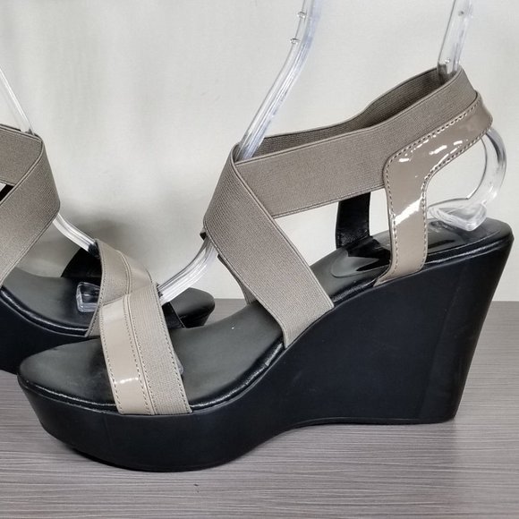 Charles David 'Feature' Wedge Sandal, Taupe, Womens Size 9.5 - Picture 6 of 12